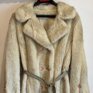 Women's Exclusive Aleutian by Dubrowsky & Joseph Faux Fur Coat Size M